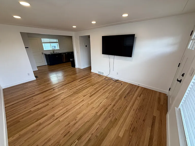 1715 S Bryant St — Photo 15