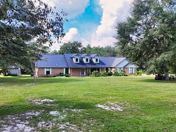 3rd image of 259 Walden Ln