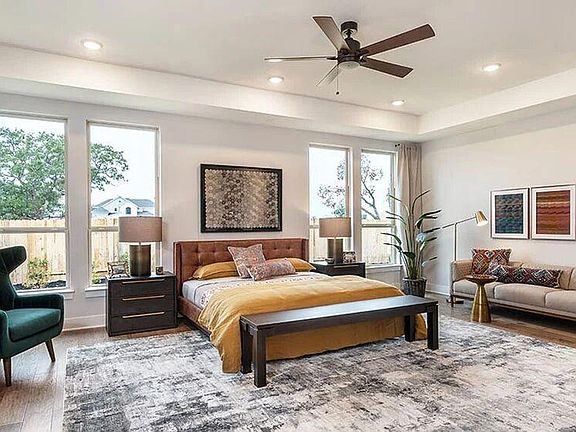 7th image of this home