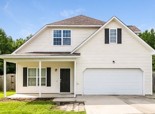 614 Cotton Brook Dr, Fuquay Varina, NC 27526