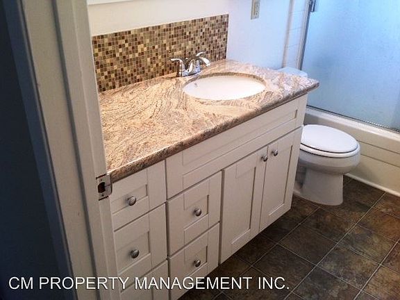 5th image of 219 Avery Ln APT 10