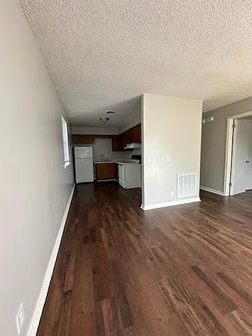 913 30th Ave N #A — Photo 3