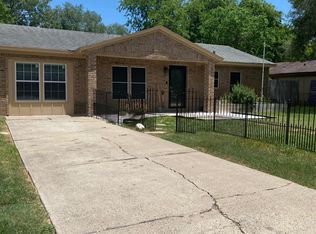 1519 Bowie Dr, Victoria, TX 77901