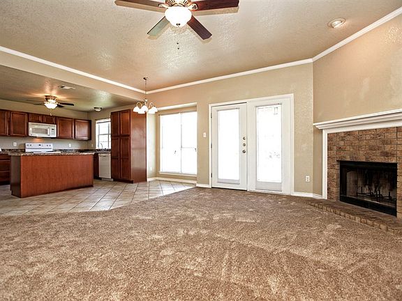 5th image of 4607 Chantz Dr