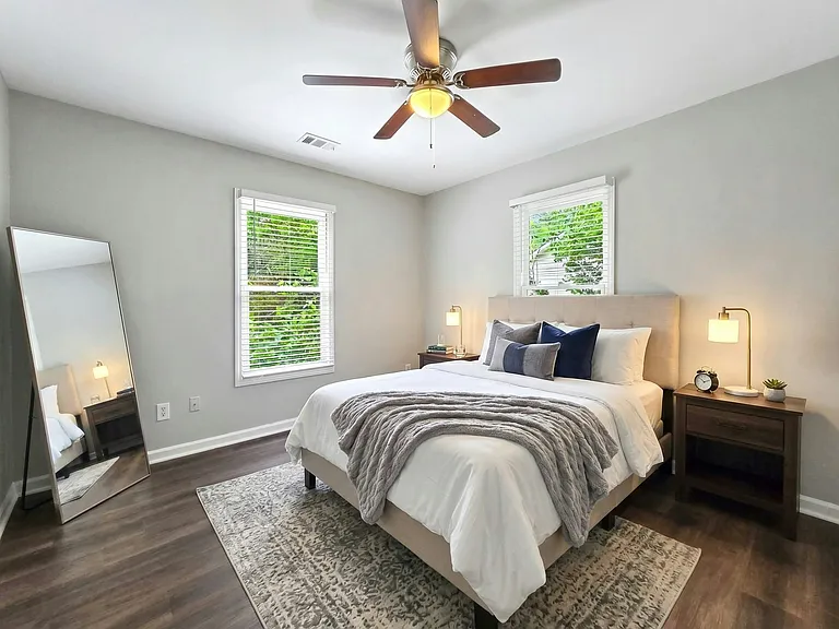 960 Sims St SW — Photo 18
