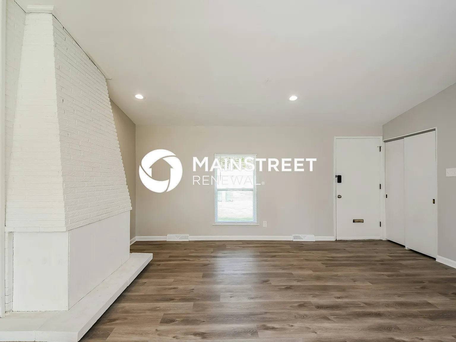 2208 Hudson Rd — Photo 4