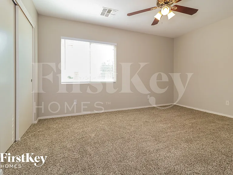 1071 S 224th Ln — Photo 9