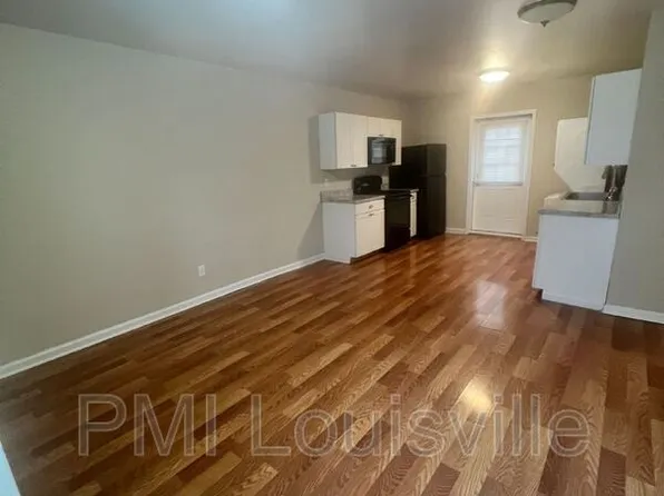 1302 Main St APT F, West Pt, KY 40177
