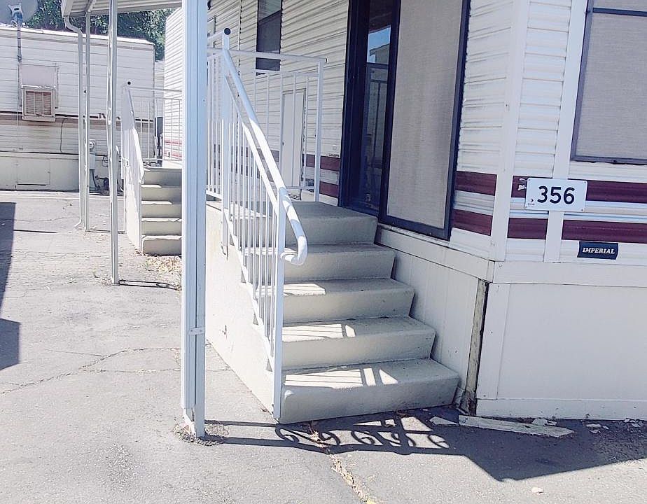 1st image of 1090 N Palm Ave #356
