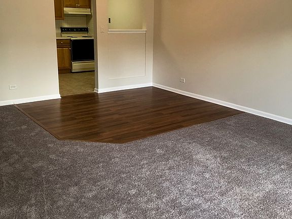 4th image of 207 W Park Ave APT 202