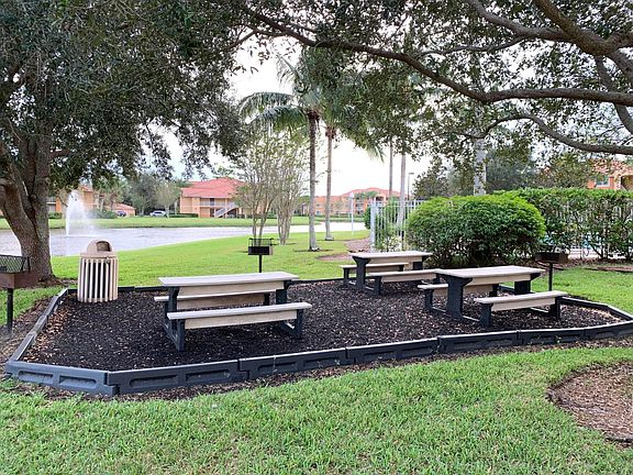 5th image of 151 SW Palm Drive #107