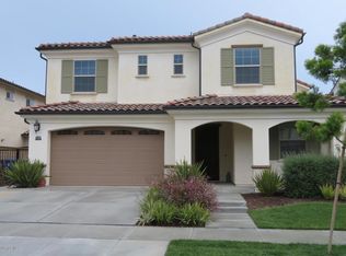 484 Bloomfield Pl, Camarillo, CA 93012