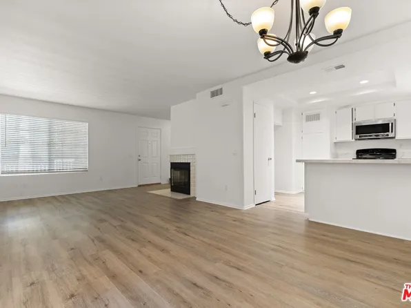 18850 Vista Del Canon Unit B, Santa Clarita, CA 91321