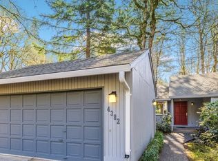 4382 Woodside Cir, Lake Oswego, OR 97035