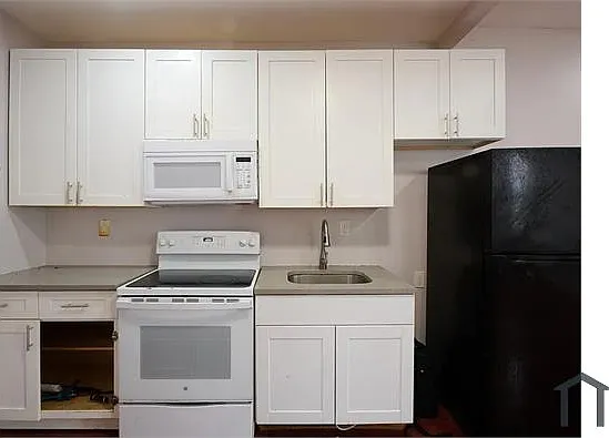 717 E 242nd St #1R — Photo 1