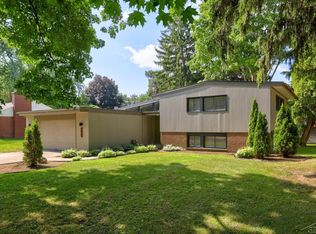 4425 Brockway Rd, Saginaw, MI 48638