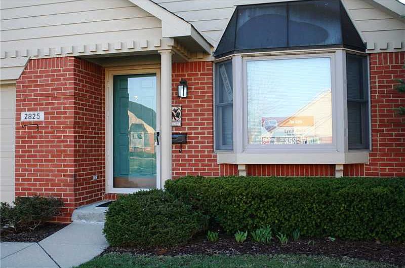 1st image of 2825 Colony Lake Dr E