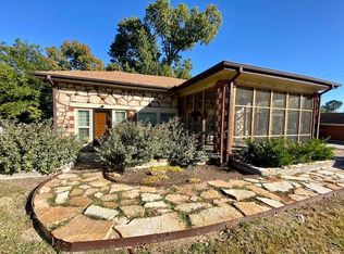 515 Main St, Mammoth Spring, AR 72554