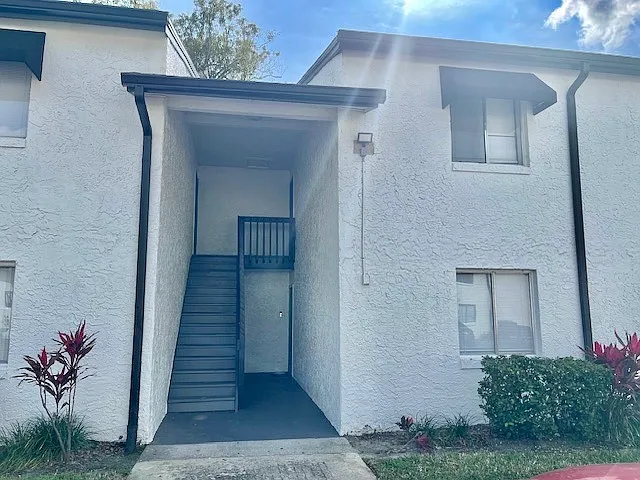 4401 S Semoran Blvd — Photo 2