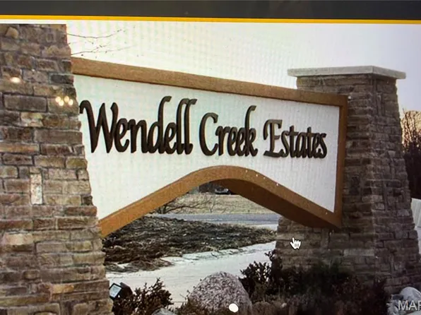 8736 Wendell Creek Dr, Saint Jacob, IL 62281