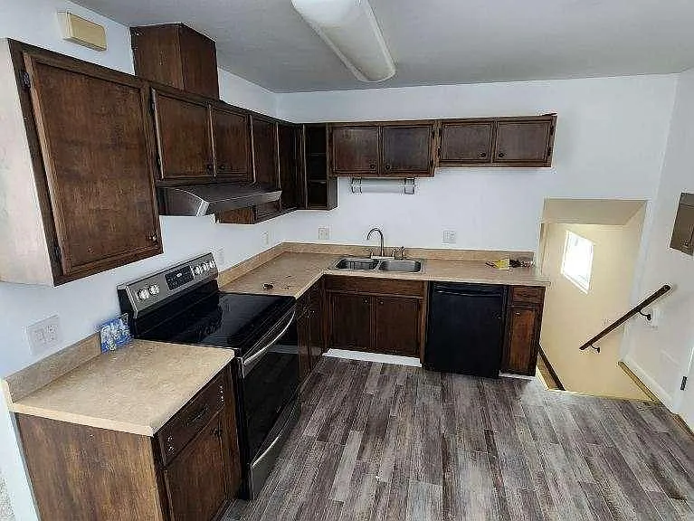 6521 Moreland Ave — Photo 11