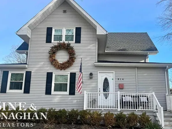 814 Trumbull St, Saint Clair, MI 48079