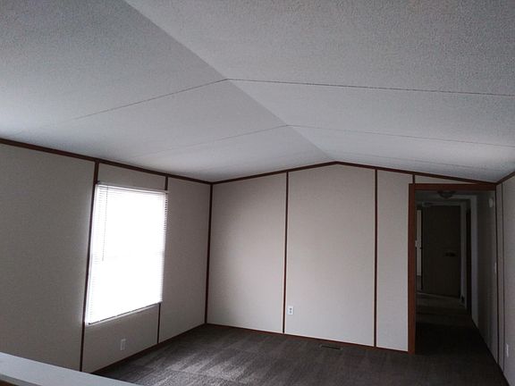 4th image of 3916 Oakhurst Ln #129