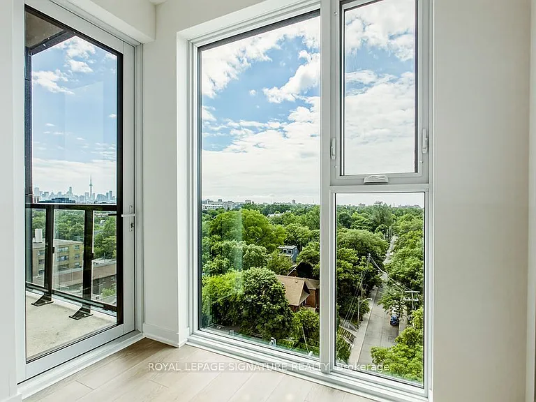 1660 Bloor St W #1204 — Photo 17