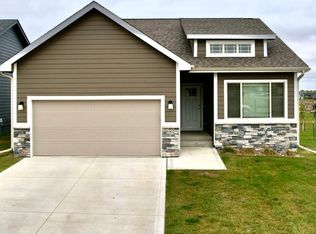 1002 NE 21st St, Grimes, IA 50111