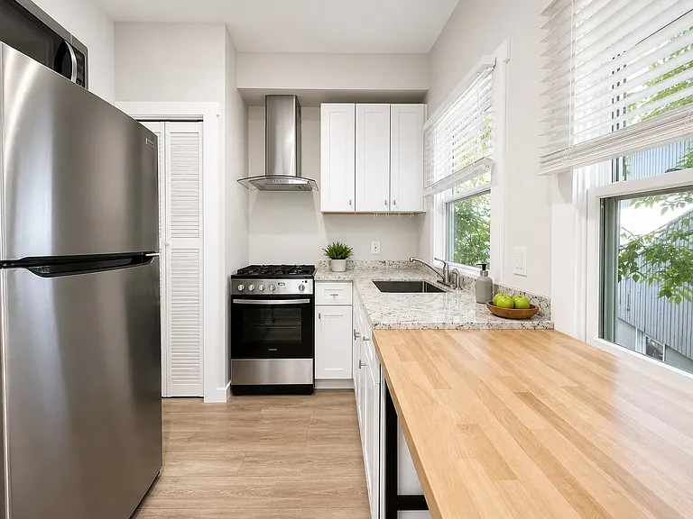 1015 Euclid Ave #5 — Photo 6