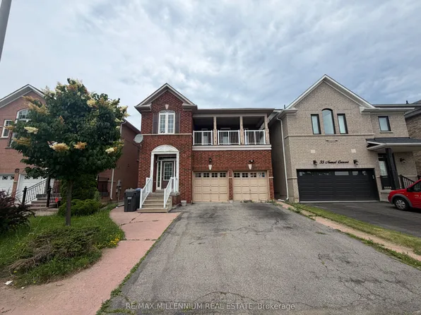 33 Nomad Cres, Brampton, ON L6Y 5N5