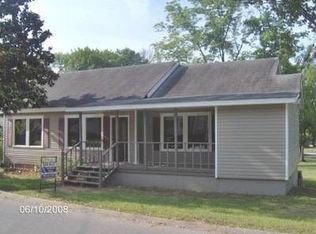506 Pine St, West Point, GA 31833
