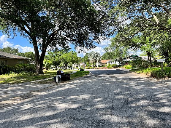 4th image of 13913 Cherry Creek Dr