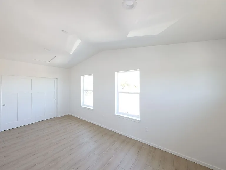 2707 Q Ave — Photo 6