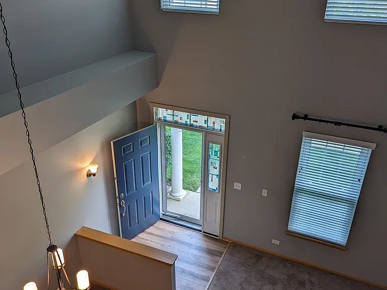 2257 Georgetown Cir — Photo 2