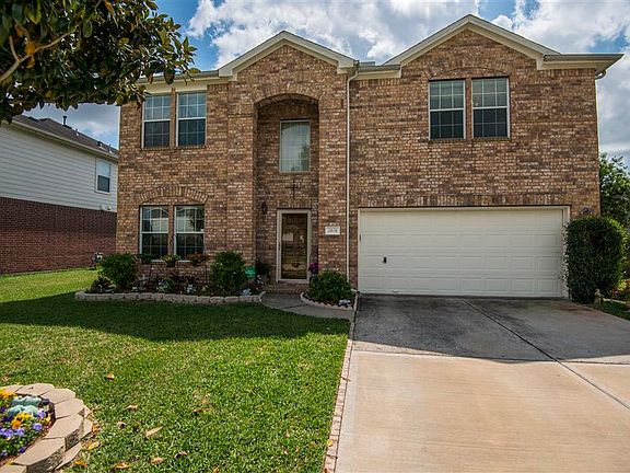 2nd image of 2631 Brown Pelican Ln