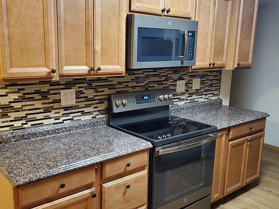 2nd image of 920-940 7th Ave #940-6