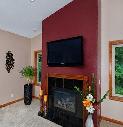 5th image of 2431 Lakeshore Dr