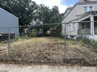 14 N 17th St, East Orange, NJ 07017