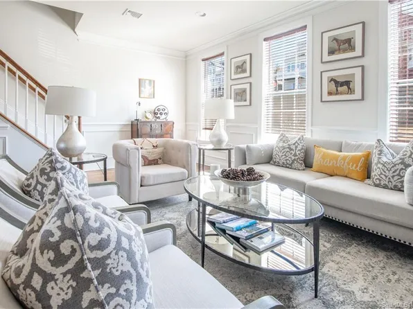 166 Warrington Round, Danbury, CT 06810