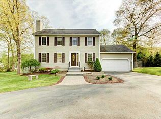 175 Wildflower Dr, Cranston, RI 02921