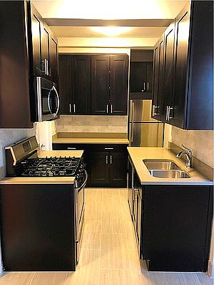 2nd image of 175 W 76th St #6F