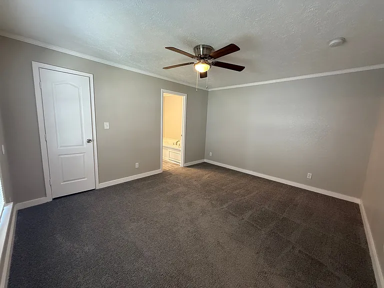 Arbor Springs — Photo 13