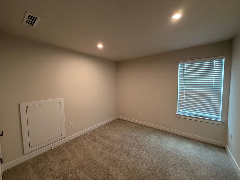 935 Green Valley — Photo 23