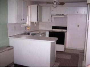 99 Fieldstone Dr, Londonderry, NH 03053