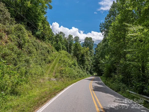 466 Fie Top Rd, Maggie Valley, NC 28751