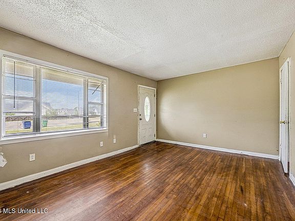 5th image of 1340 Craft Rd