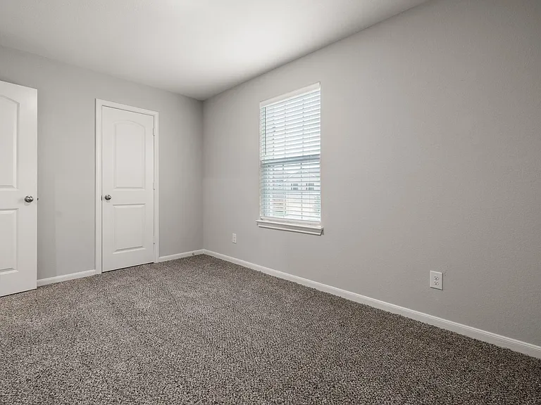 9234 Foxing Blf — Photo 12