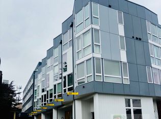 822 N 47th St, Seattle, WA 98103