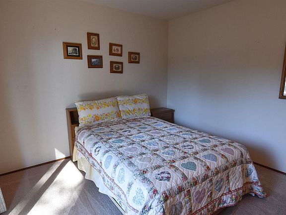 5th image of 12968 Mueller Dr